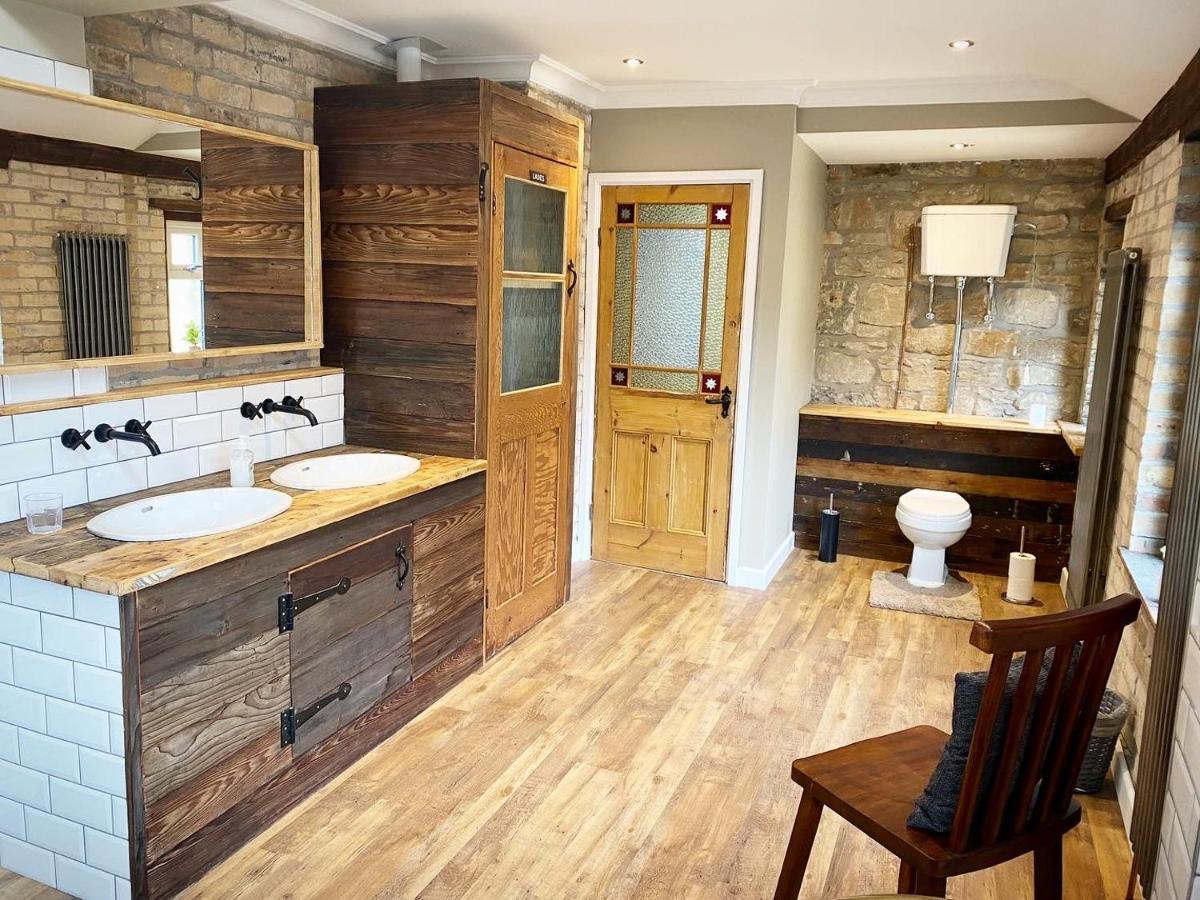 Farndale House-Hot Tub Villa แอมเบิล ภายนอก รูปภาพ
