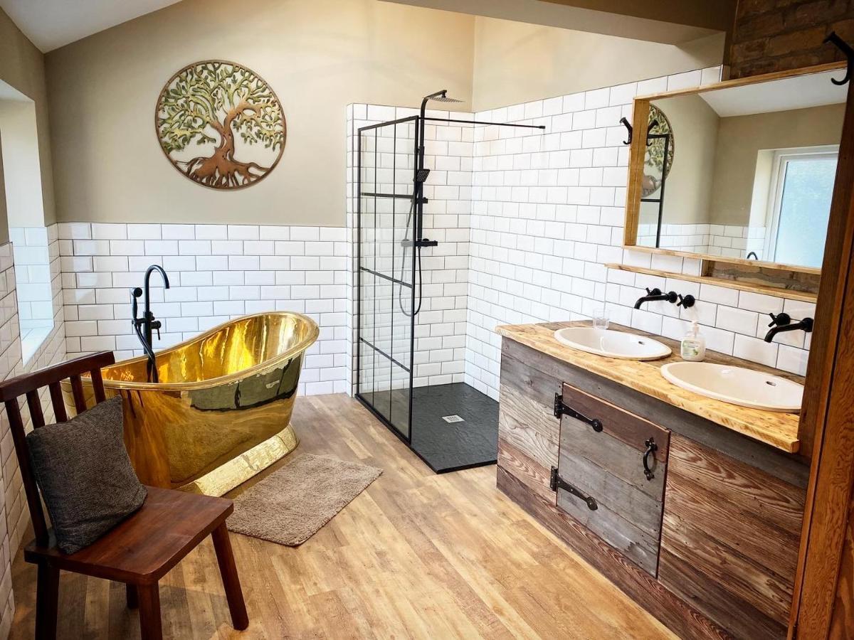 Farndale House-Hot Tub Villa แอมเบิล ภายนอก รูปภาพ