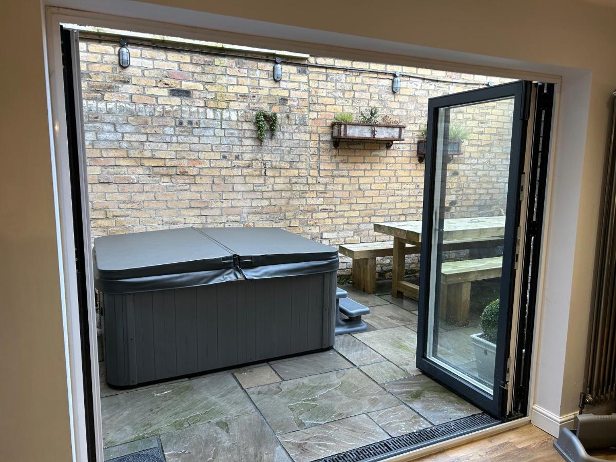 Farndale House-Hot Tub Villa แอมเบิล ภายนอก รูปภาพ